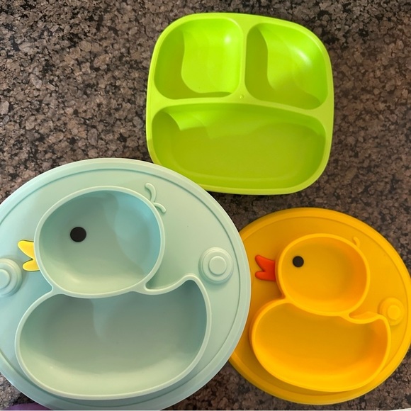 Toddler Silicon and BPA-Free Plastic Plate Bundle - Picture 4 of 6
